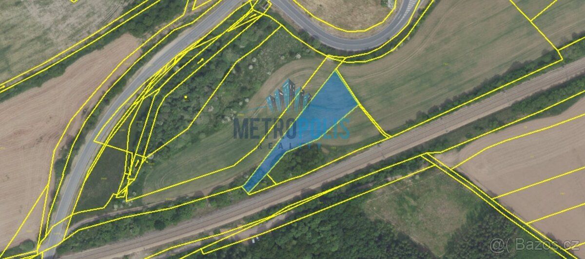 Nabízíme k prodeji pozemek o celkové výměře 2600 m², vedený 