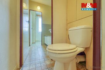 Nabízíme k prodeji prostorný byt 2+1 o celkové ploše 70,4 m²