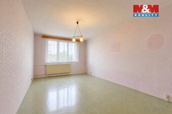 Nabízíme k prodeji prostorný byt 2+1 o celkové ploše 70,4 m²