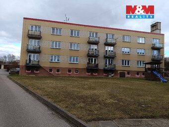 Nabízíme k prodeji byt 3+1 o užitné ploše 65 m² v cihlovém d