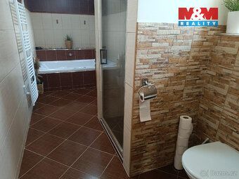Nabízíme k pronájmu prostorný byt 2+kk o užitné ploše 94 m² 