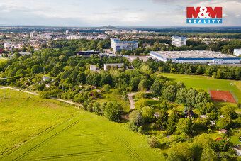 Nabízíme k prodeji krásnou zahradu o rozloze 412 m² v atrakt