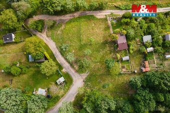Nabízíme k prodeji krásnou zahradu o rozloze 493 m² v atrakt