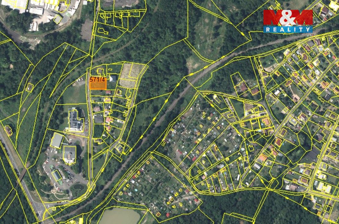 Nabízíme k prodeji stavební pozemek v klidné a vyhledávané l