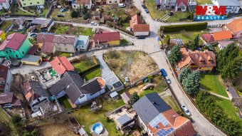 Nabízíme k prodeji stavební pozemek o rozloze 495 m² v atrak