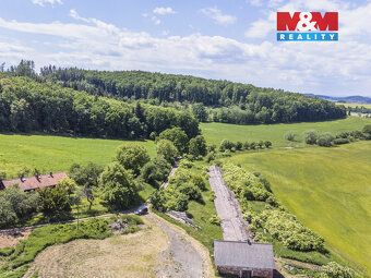 Nabízíme k prodeji soubor pozemků s celkovou výměrou 6131 m²