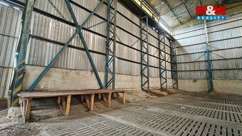 Nabízíme k pronájmu prostorný sklad o užitné ploše 10 71 m²,
