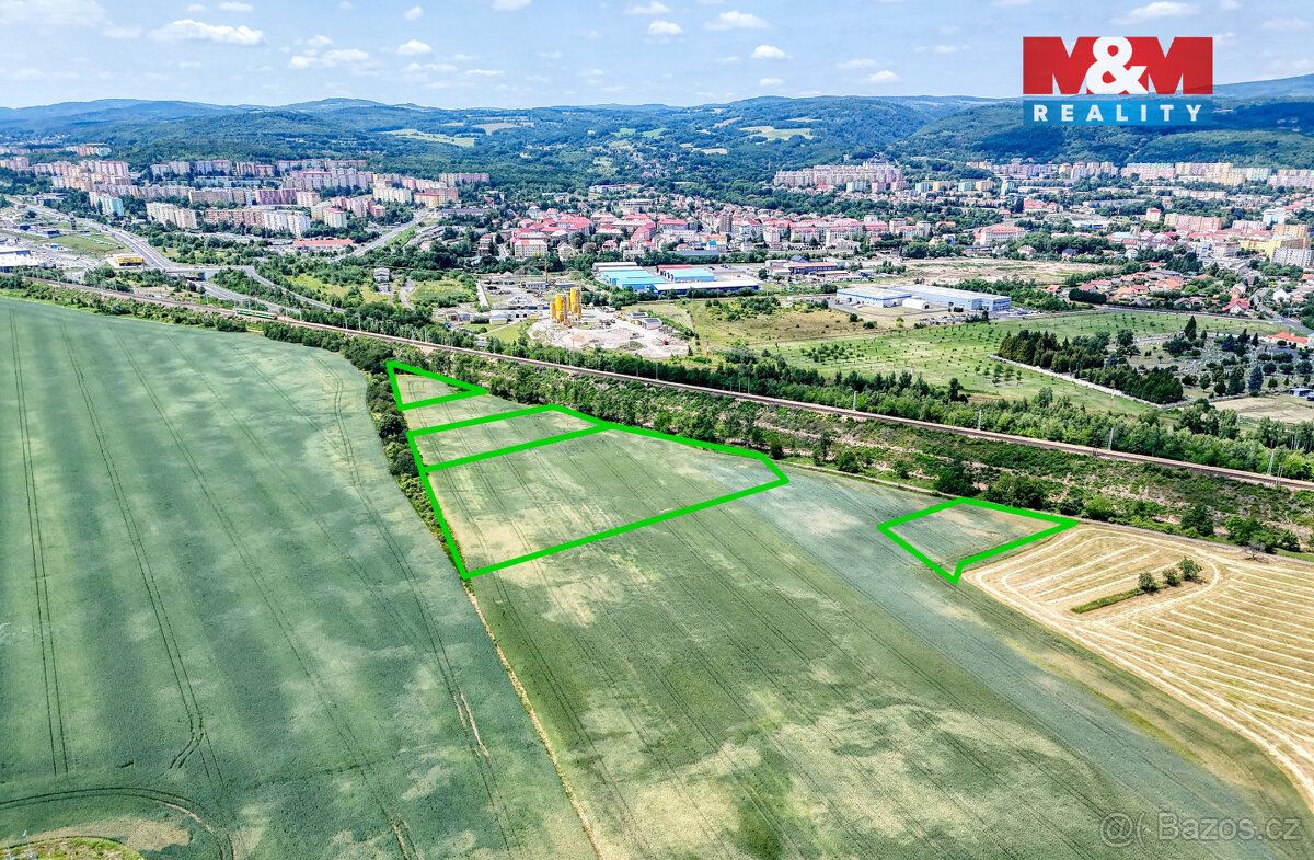 Nabízíme k prodeji rozlehlé provozní plochy o výměře 53 459 