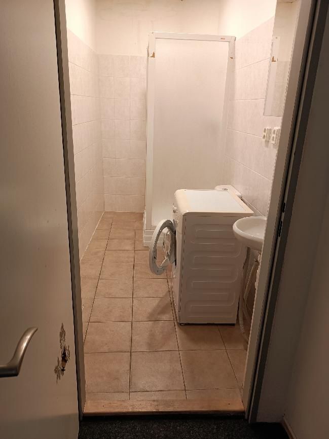 Nabízíme pronájem bytu 1+kk o velikosti 34 m2 ve 4. patře v 