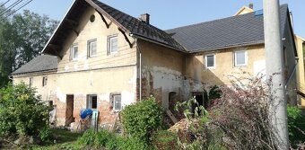 Prodám cca 100let starý cihlový dům, který byl využíván jak 