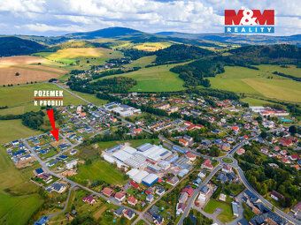 Nabízíme k prodeji stavební pozemek, na kterém bude ihned po