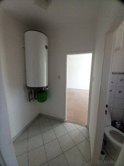 Pronájem bytu 1+1 Rybárny, Moravní nábřeží 149. Byt je poblí