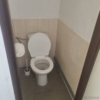Nabízíme k pronájmu nebytové prostory vhodné jako sklad nebo