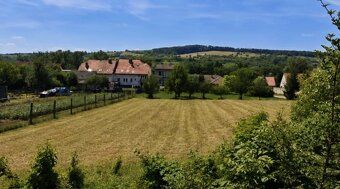 Hledáte místo pro svůj vysněný domov v klidném prostředí pří