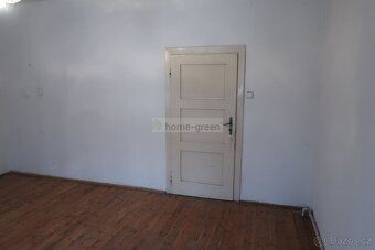Продається ексклюзивно будинок загальною корисною площею 148 м² разом із квартирою 4+1 та гаражем на земельній…