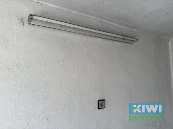 Ev.č. 1629 V zastoupení majitele nabízím k prodeji zděnou ga