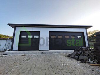 Hala / sklad / dílna o rozměrech 10x7 m
Opláštění stěnSendvi
