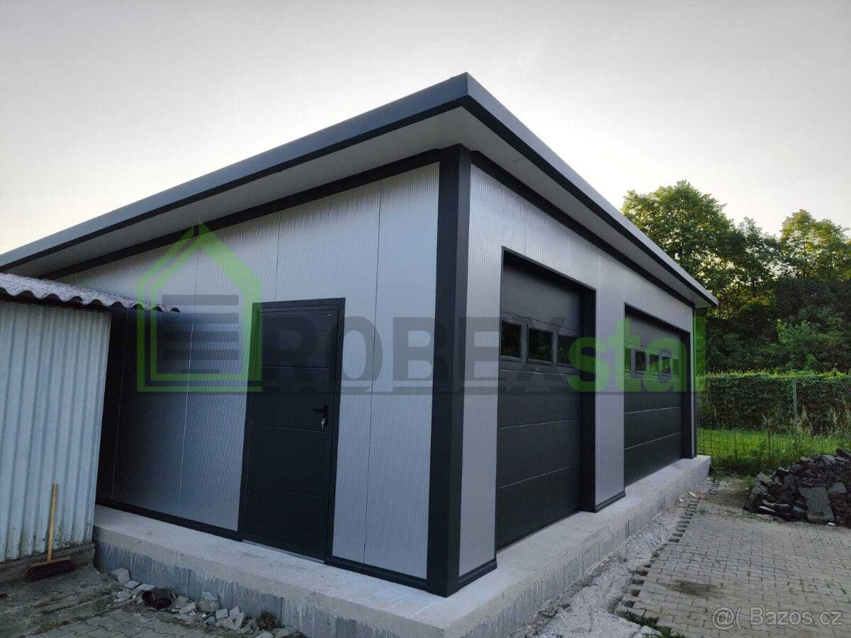 Hala / sklad / dílna o rozměrech 10x7 m
Opláštění stěnSendvi