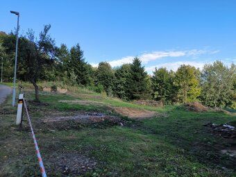 Čtěte do konce celý inzerát
Nabídka pozemku 1484m2 s velkým 