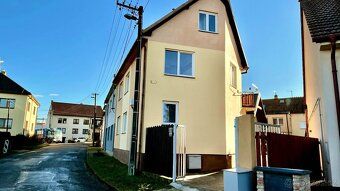 Nabízím k pronájmu byt 2+1 v Uherském Hradišti - Jarošově. B
