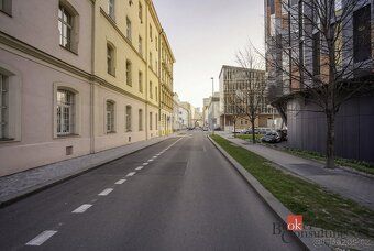 Prodej, byty/2+kk, 73.4 m2, Pobřežní 285/22, Karlín, 18600 P