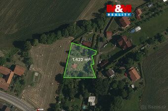 Nabízíme k prodeji pozemek k bydlení o rozloze 1422 m² nachá