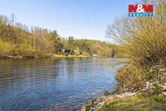 Prodej pozemku určeného k výstavbě v Týně nad Vltavou, místn