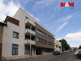 Nabízíme k prodeji prostorné kanceláře o celkové ploše 401 m