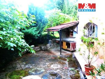 Prodej pozemků o výměře 107344 m2 na okraji obce Blatno. Poz