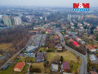 Nabízíme k prodeji stavební pozemek o výměře 799 m² včetně p