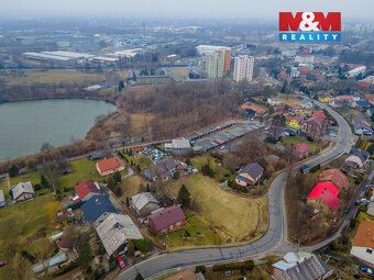 Nabízíme k prodeji stavební pozemek o výměře 799 m² včetně p