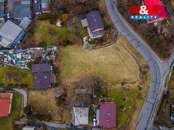 Nabízíme k prodeji stavební pozemek o výměře 1011 m², který 