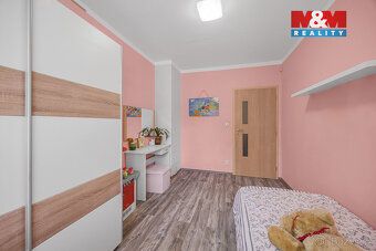 Nabízíme k prodeji atraktivní bungalov o dispozici 4+kk, sit
