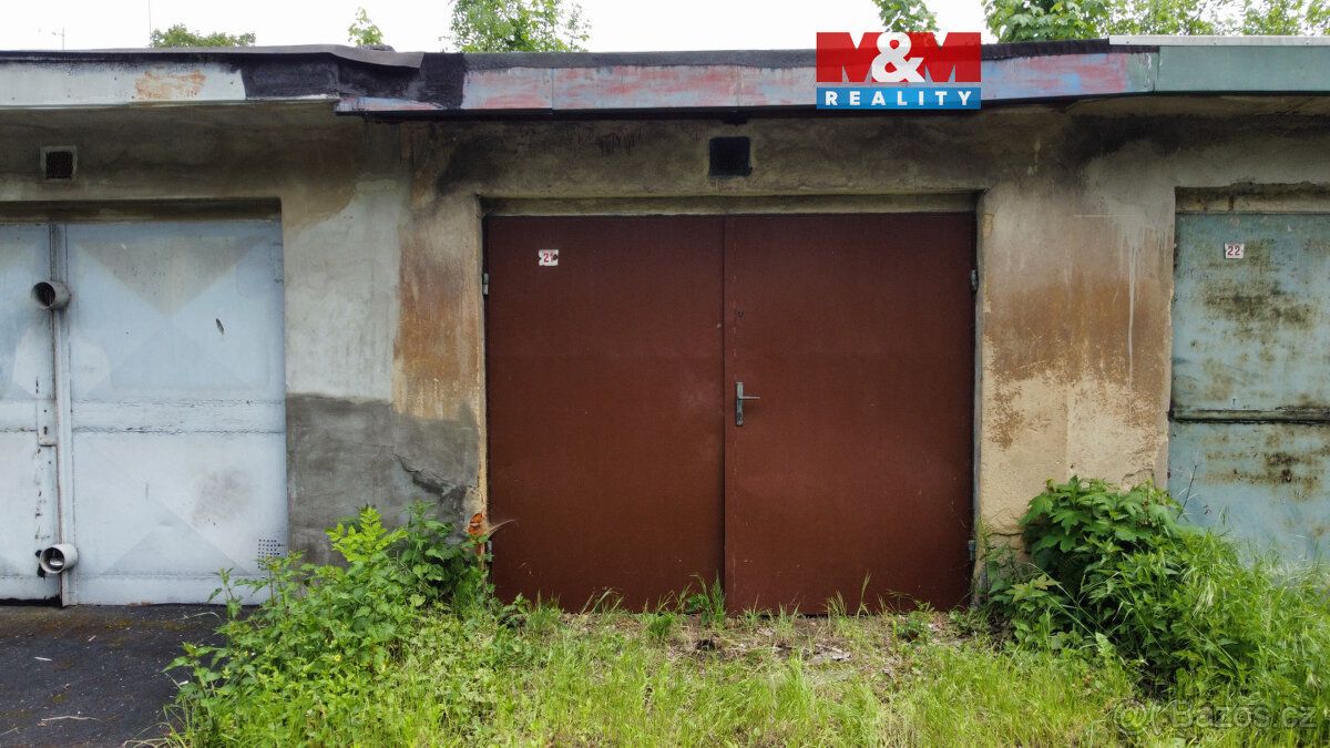 Nabízíme Vám k prodeji garáž na ulici Stavovská v městské čá