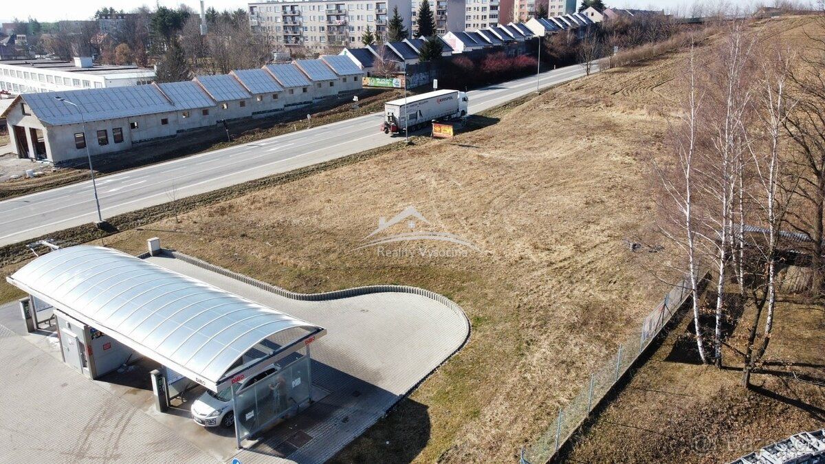 Nabízíme Vám k pronájmu pěkný pozemek o výměře 1.000m2 (možn