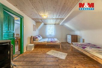 Hledáte místo, kde se snoubí klid, příroda a pohodlí? Tento 