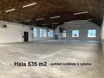Prostory jsou umístěny ve 2. patře s celkovou plochou 535 m2