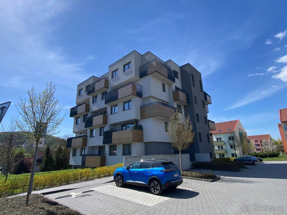 Naše společnost Vám zprostředkuje pronájem parkovacího stání