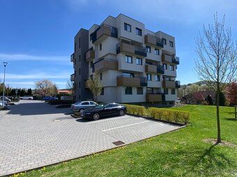 Naše společnost Vám zprostředkuje pronájem parkovacího stání