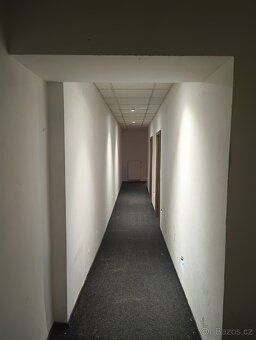 Pronájem/Prodej: Výjimečný komerční prostor 195 m² s vlastní