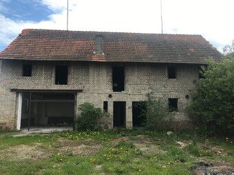 Nabizim pronajem uzavrene zemedelske nemovitosti, otevrena g