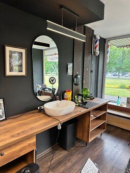 Přenechání kompletně vybaveného Barber Shopu v Mostě, ulice 