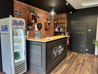 Přenechání kompletně vybaveného Barber Shopu v Mostě, ulice 