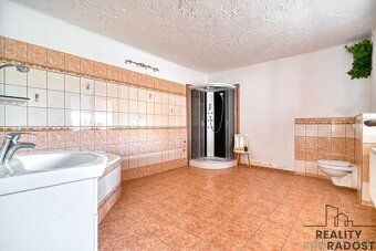 Pokud patříte mezi ty, kteří hledají zajímavě řešenou nemovi