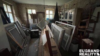 Ev.č. 05107 V přímém zastoupení majitele nabízíme k prodeji 