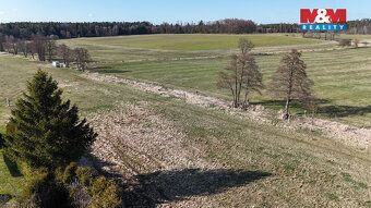 Prodej pozemku k bydlení 2 800m² celkem 3 158 m² v katastrál