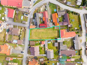 Prodej pozemku k bydlení 2 800m² celkem 3 158 m² v katastrál
