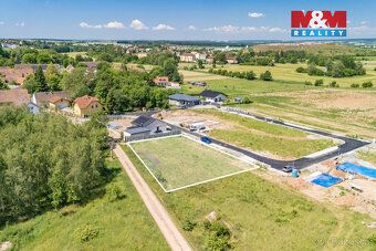Nabízíme k prodeji stavební pozemek o výměře 1 061 m² v klid