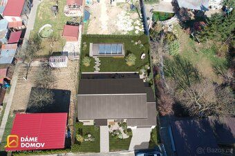 Ev.č. 14424 Pozemek o velikosti 492 m² v klidné části obce J