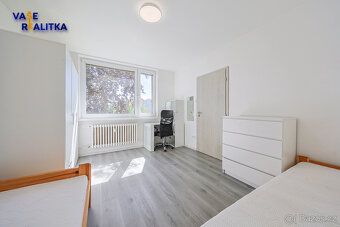 Nabízíme k pronájmu vzdušný a vybavený byt o dispozici 3+1 a